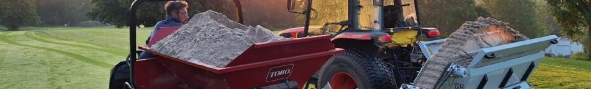 25 10 29 Topchanger bewijst zijn waarde op De Hooge Rotterdamsche - TopChanger wordt gevuld met zand met de Bunkerbuddy